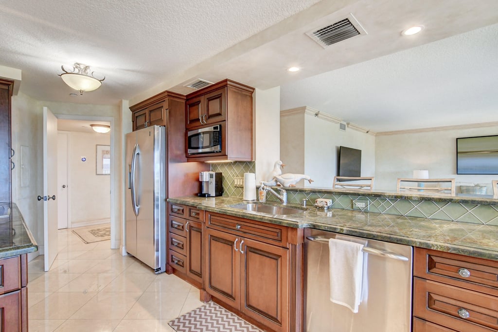 4301 N Ocean Boulevard - Photo 10