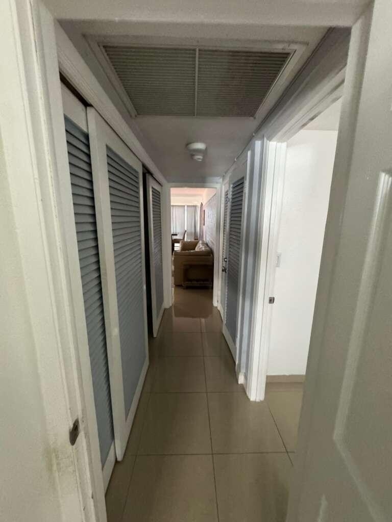 1001 S Riverside Drive - Photo 3