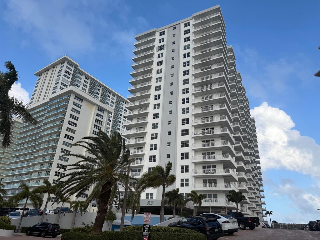 3850 Galt Ocean Drive - Photo 0