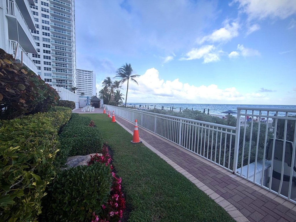 3850 Galt Ocean Drive - Photo 29