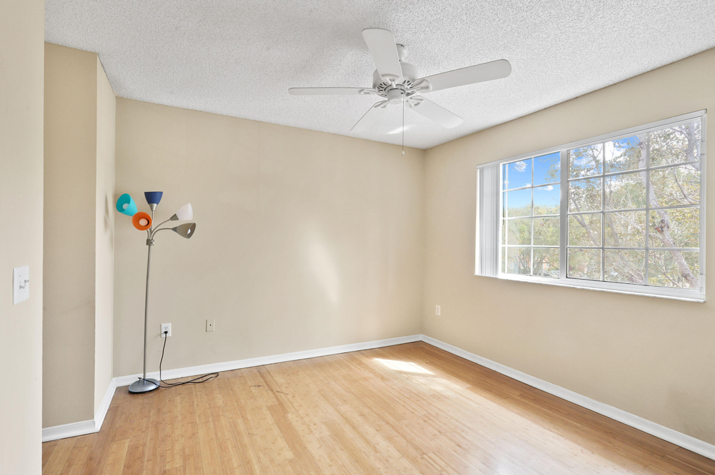 4159 N Haverhill Road - Photo 13