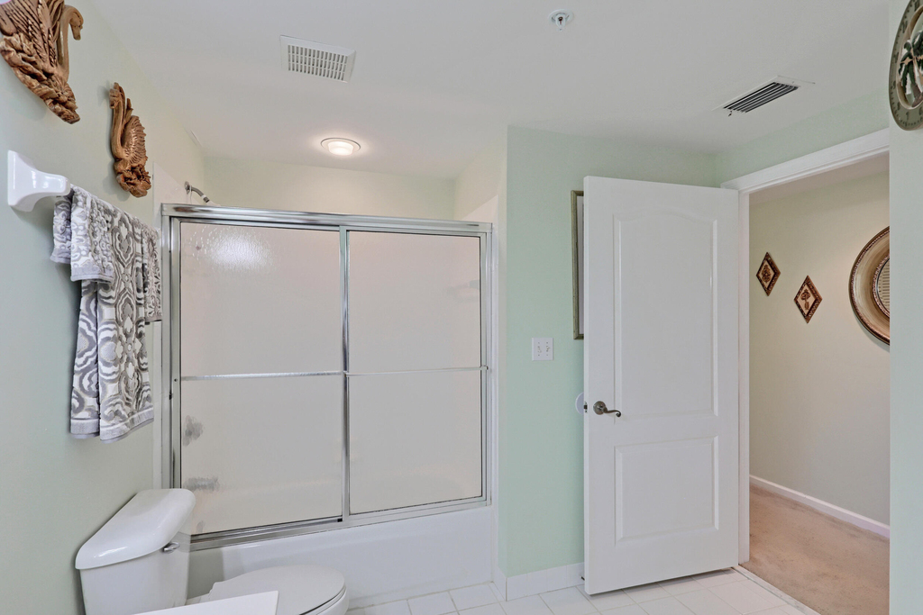 800 Uno Lago Drive - Photo 33