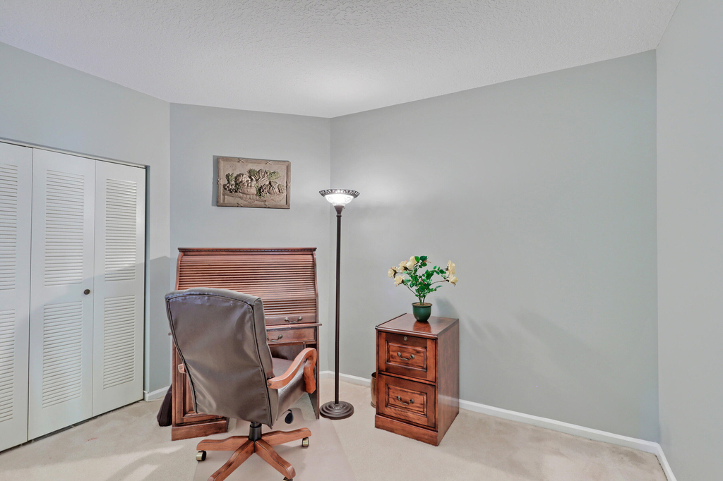 800 Uno Lago Drive - Photo 37