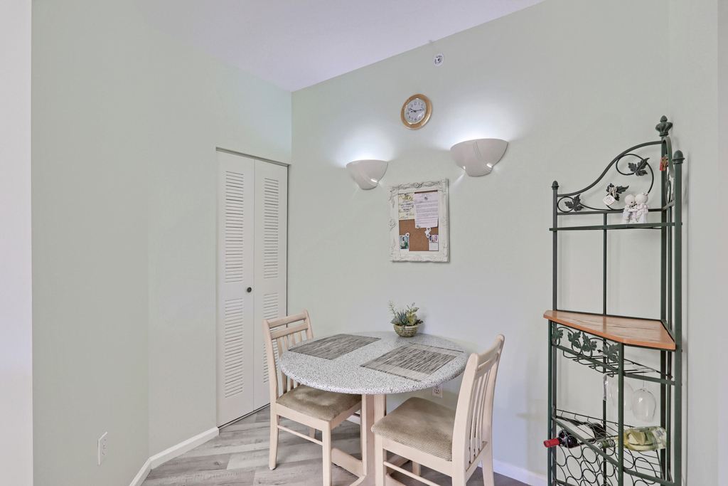 800 Uno Lago Drive - Photo 11