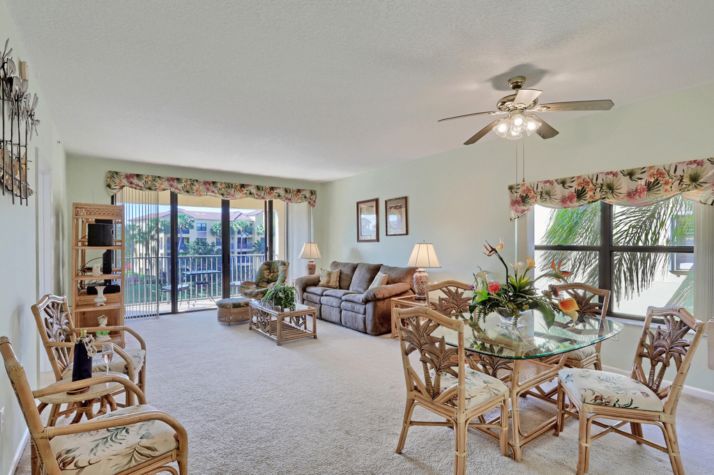 800 Uno Lago Drive - Photo 16