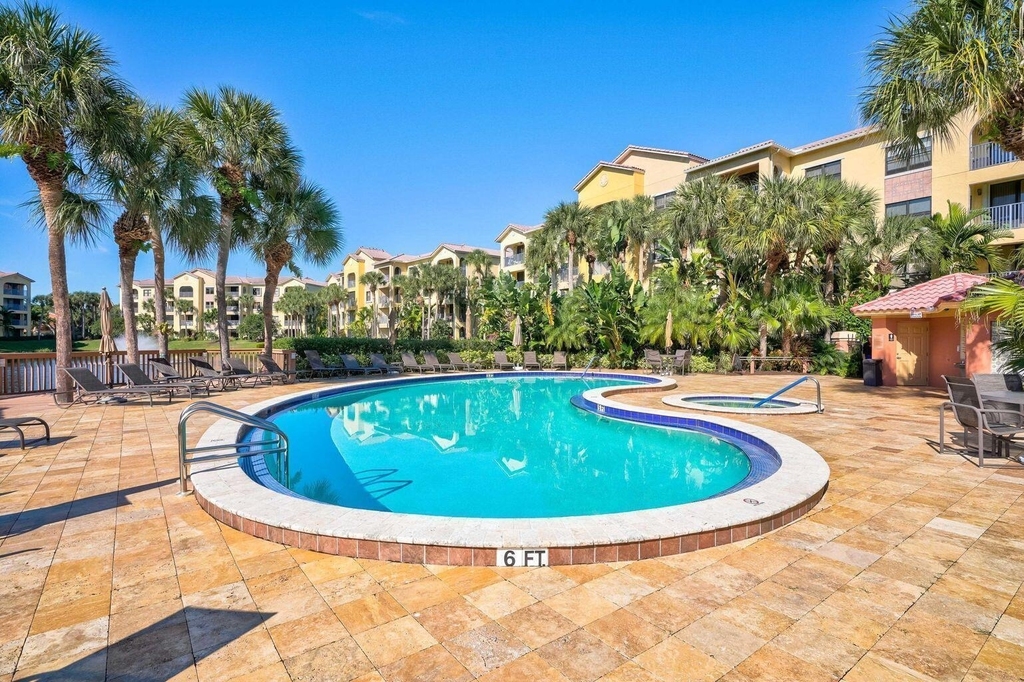 800 Uno Lago Drive - Photo 43