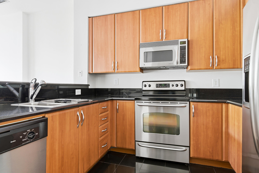 801 S Olive Avenue - Photo 5