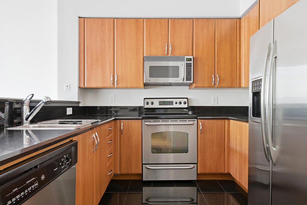 801 S Olive Avenue - Photo 6