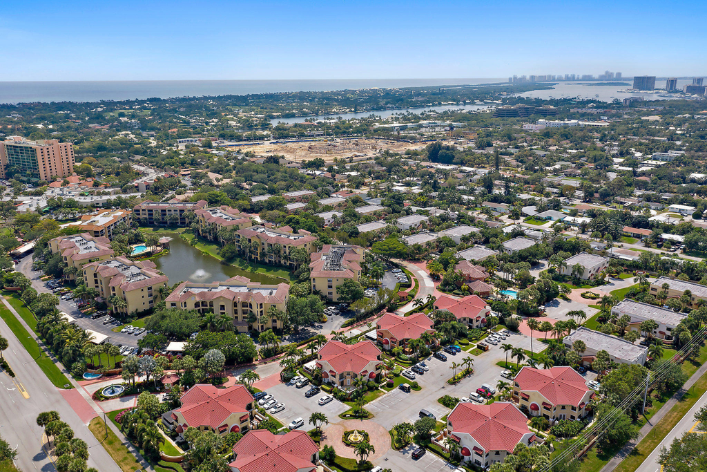 13 Uno Lago Drive - Photo 1