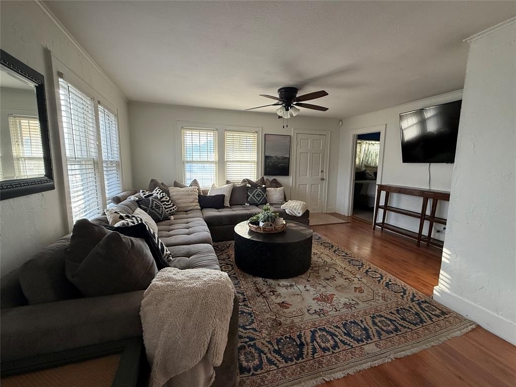 4900 N College Avenue - Photo 8