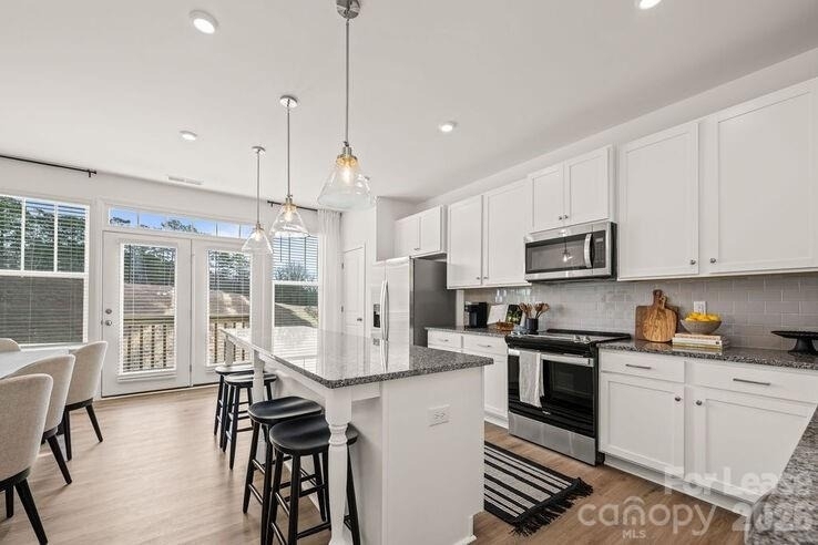 1018 Fairway Green Lane - Photo 6