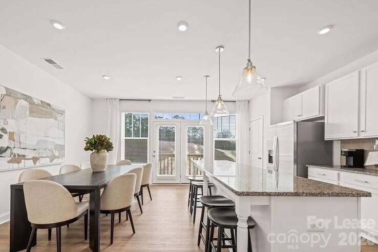 1018 Fairway Green Lane - Photo 2