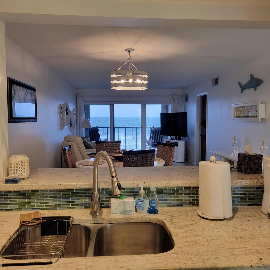 10310 S Ocean Drive - Photo 7
