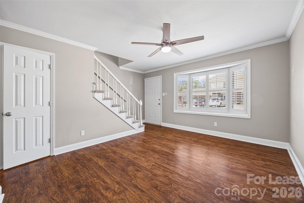 1933 Ebenezer Road - Photo 5