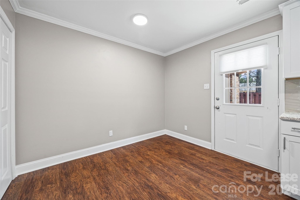 1933 Ebenezer Road - Photo 13