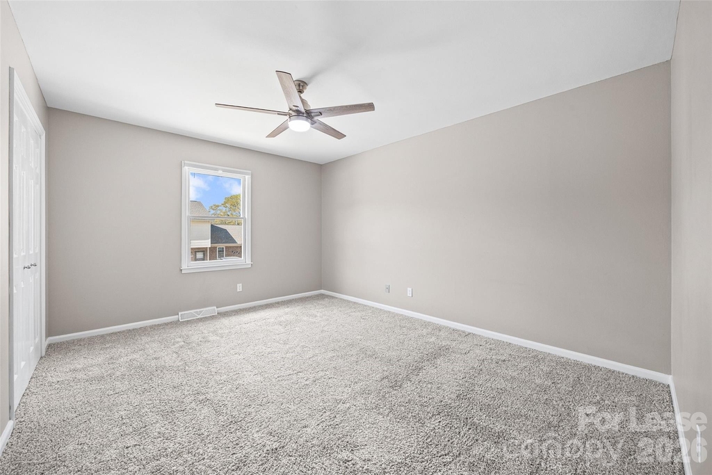 1933 Ebenezer Road - Photo 15