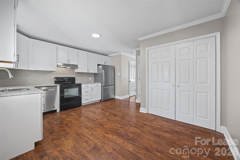 1933 Ebenezer Road - Photo 12