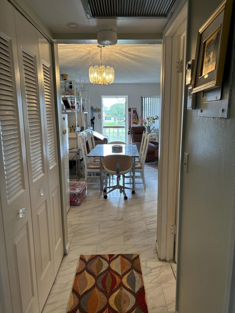 326 Andover - Photo 12