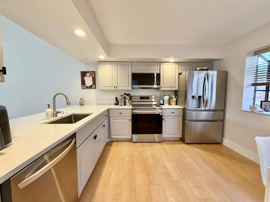 7935 La Mirada Drive - Photo 5