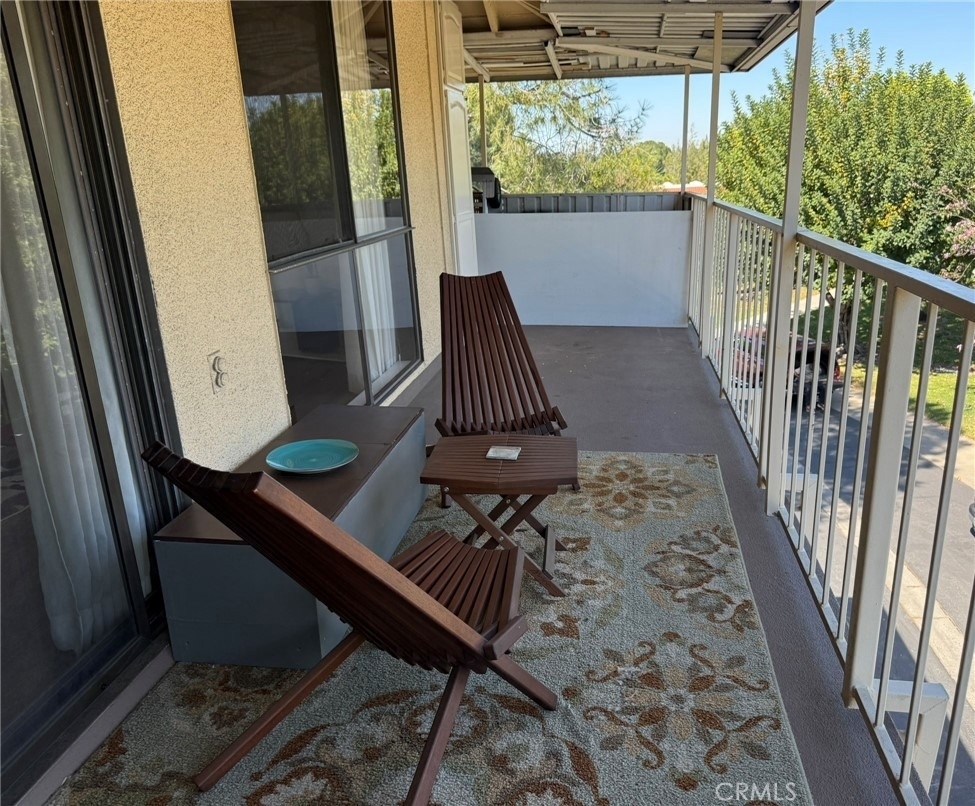 861 Ronda Mendoza - Photo 6