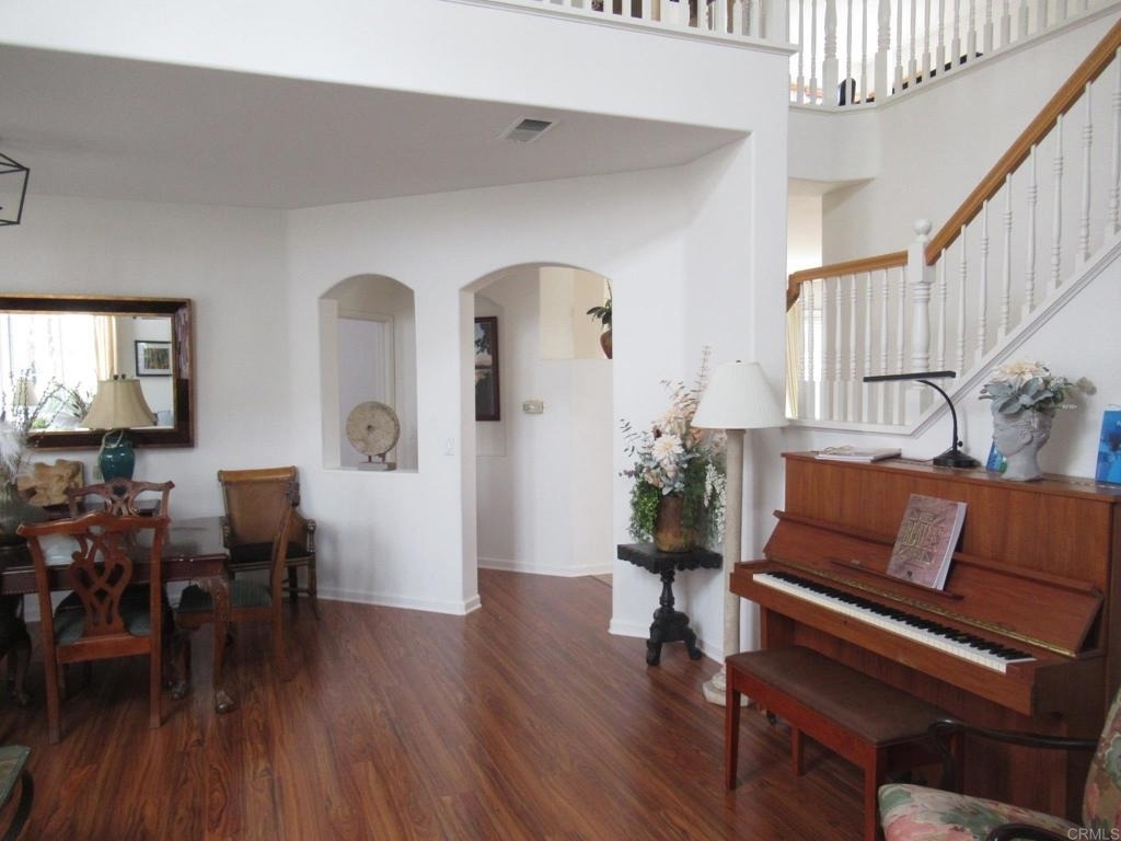 6033 Patmos Way - Photo 8