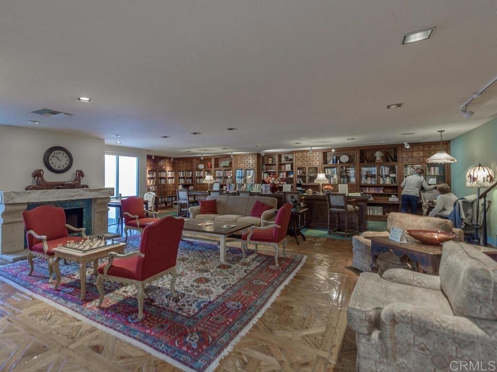 6033 Patmos Way - Photo 32