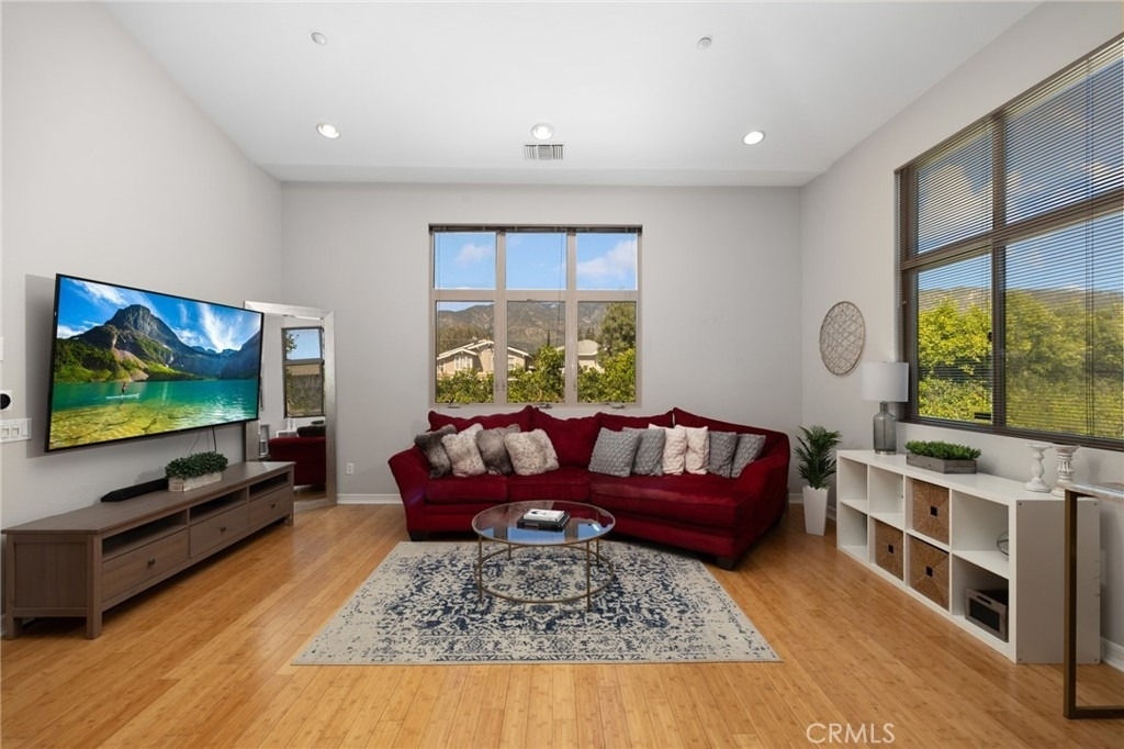 1406 S California - Photo 9