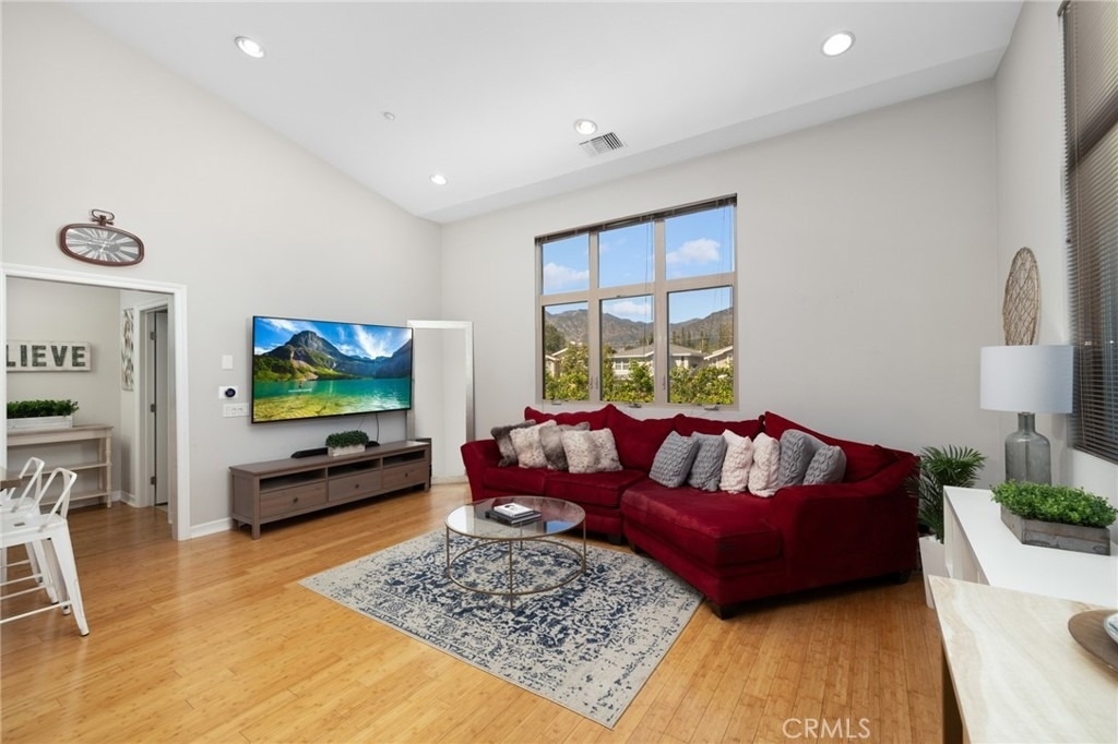 1406 S California - Photo 10