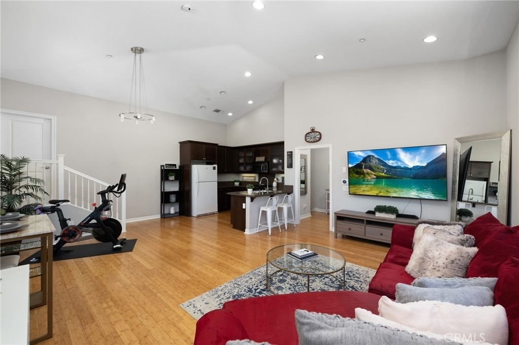1406 S California - Photo 11