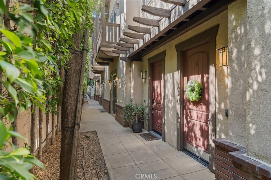 1406 S California - Photo 23