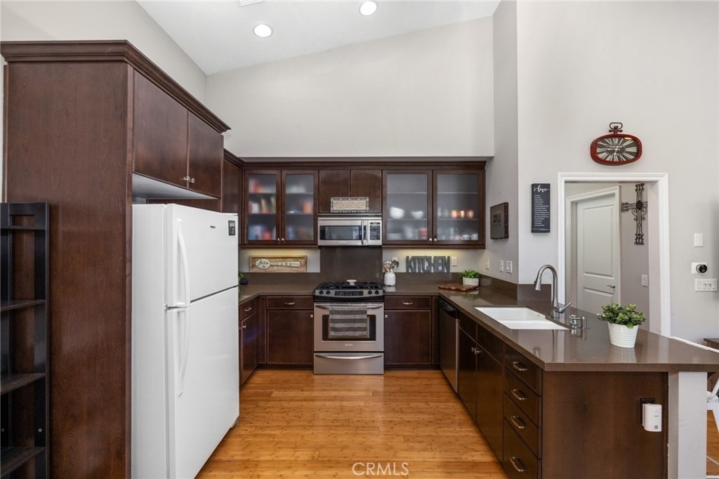 1406 S California - Photo 13