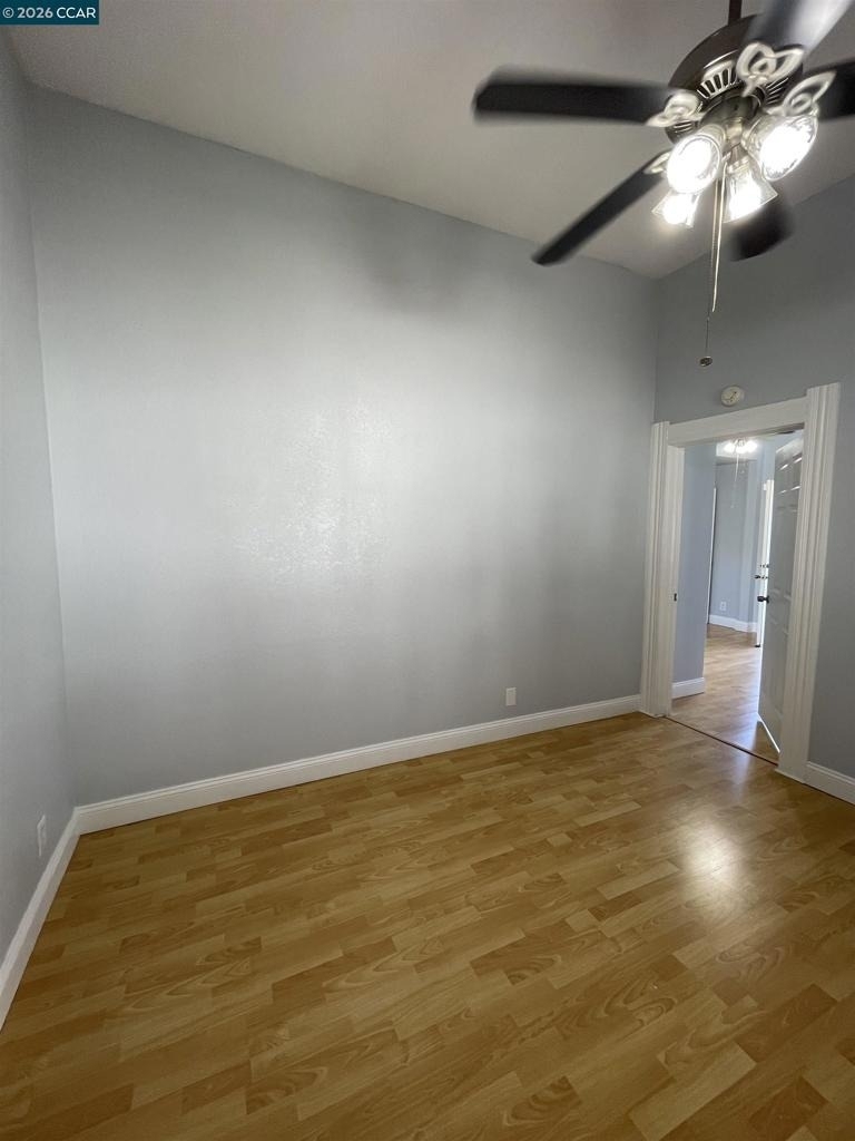 1705 Linden St - Photo 11