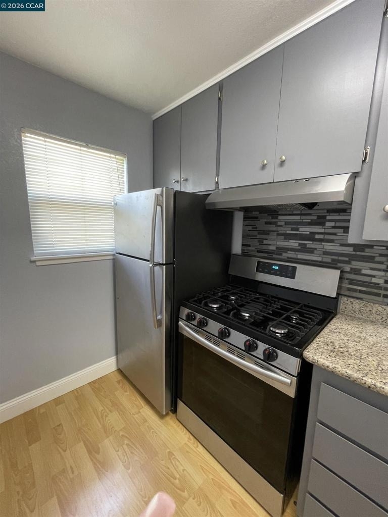 1705 Linden St - Photo 1