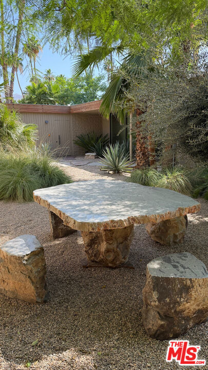 40281 Sand Dune Road - Photo 4