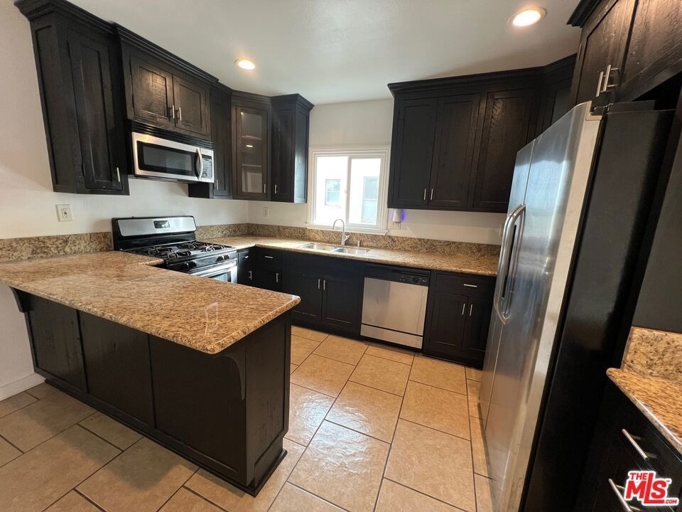 1282 S Highland Avenue - Photo 7