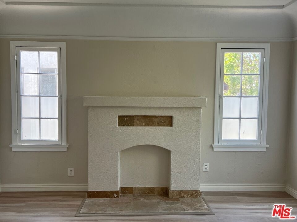 1282 S Highland Avenue - Photo 2