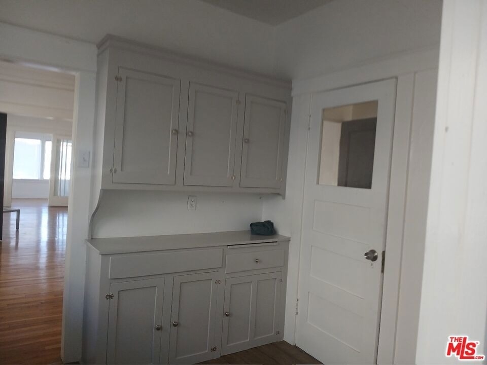 1555 6th Avenue - Photo 6