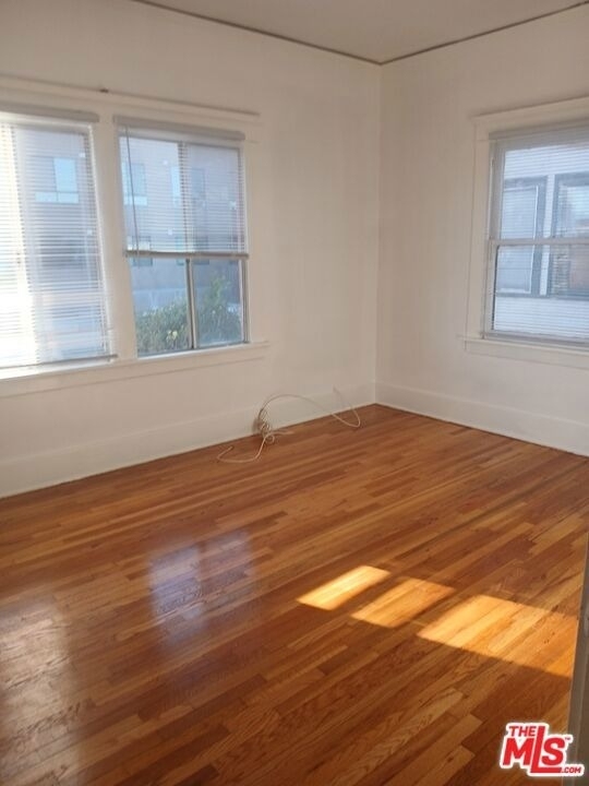 1555 6th Avenue - Photo 5