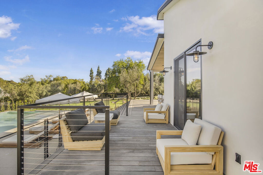 1754 Lechusa Road - Photo 40