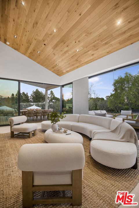 1754 Lechusa Road - Photo 8