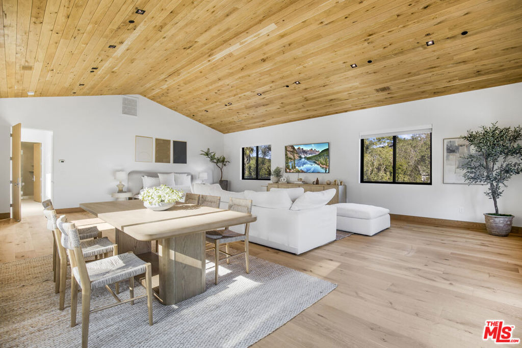 1754 Lechusa Road - Photo 16