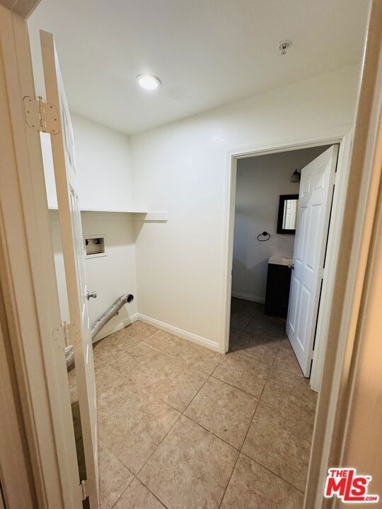 8820 Orchard Avenue - Photo 4