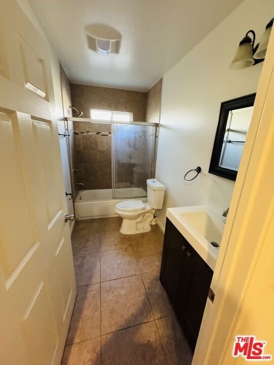 8820 Orchard Avenue - Photo 5