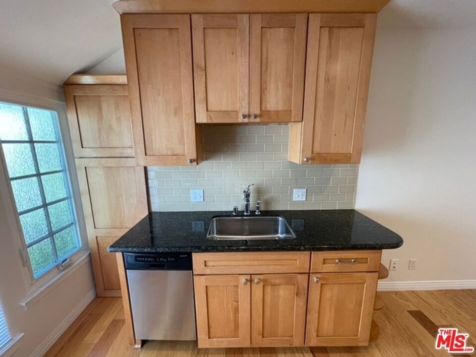 3192 Queensbury Drive - Photo 14