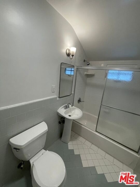 3192 Queensbury Drive - Photo 7