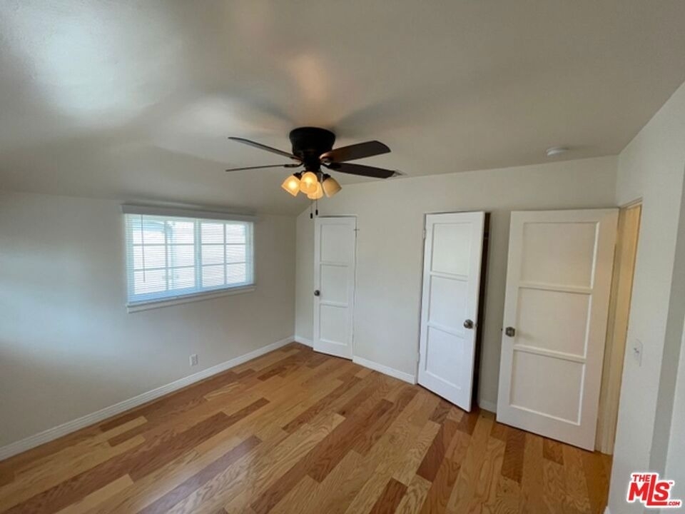 3192 Queensbury Drive - Photo 2