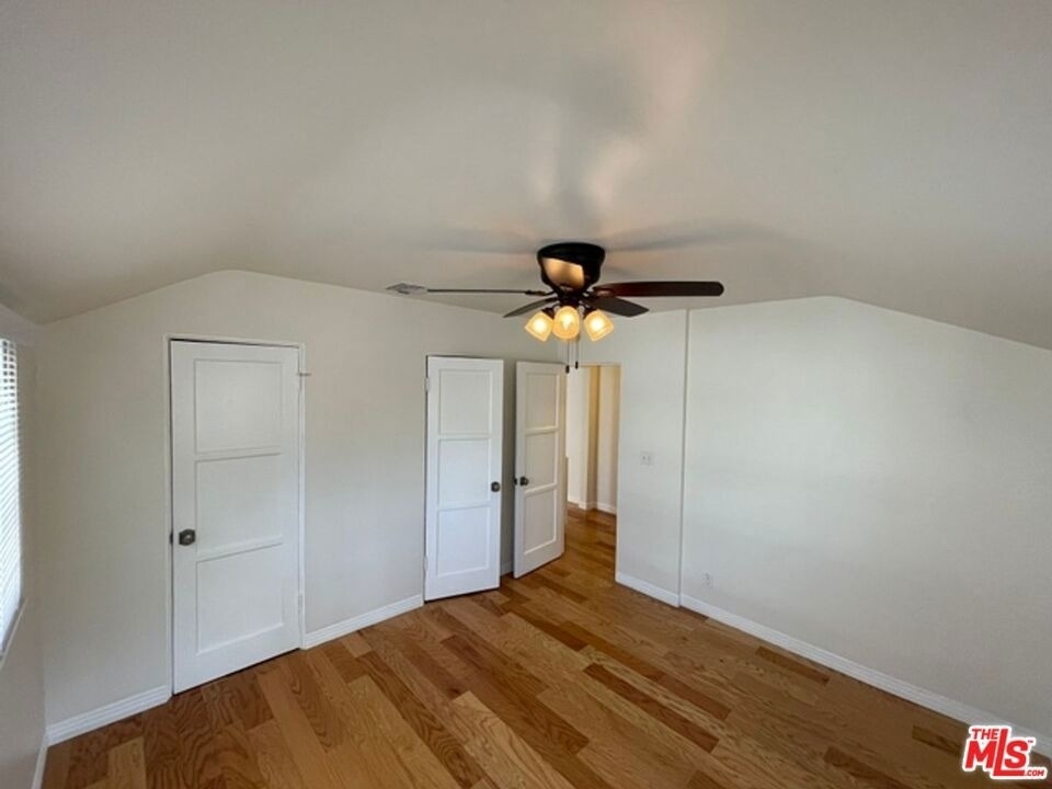 3192 Queensbury Drive - Photo 4
