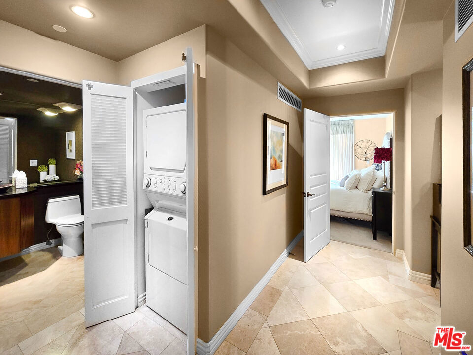 10795 Wilshire Boulevard - Photo 23
