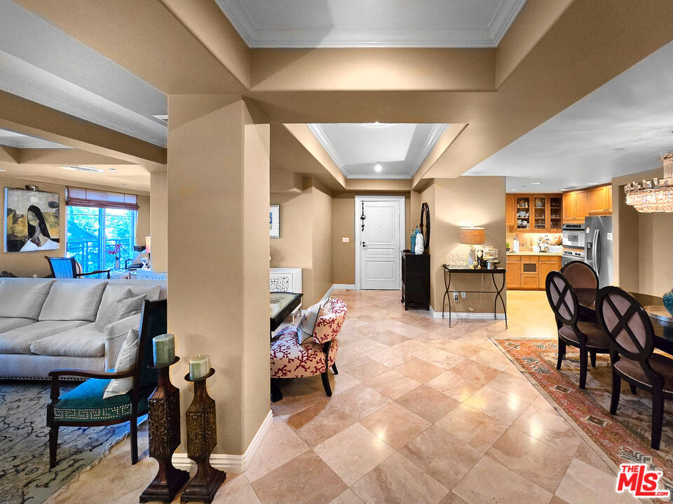 10795 Wilshire Boulevard - Photo 22
