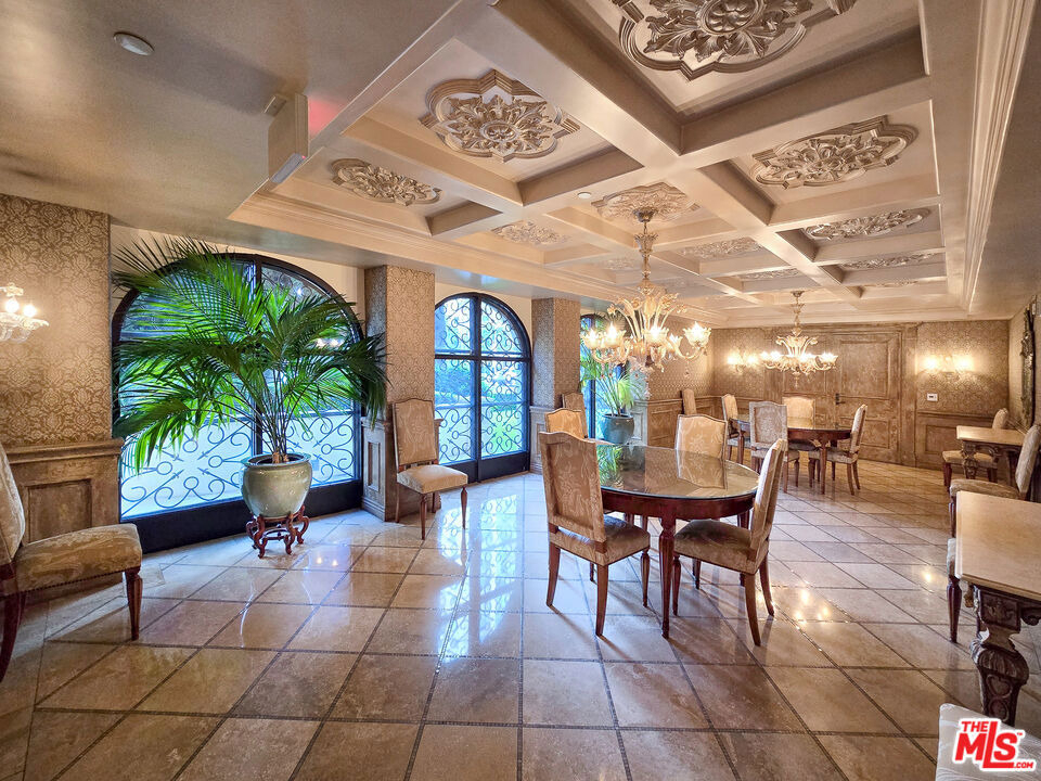 10795 Wilshire Boulevard - Photo 6